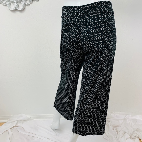 J. Jill / Black White Pleated Cropped - Picture 4 of 8